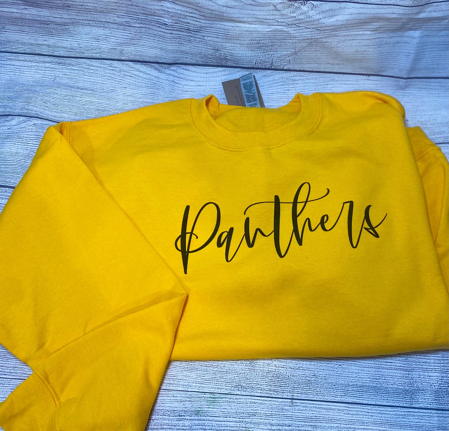 Mascot crewneck w/matte puff letters