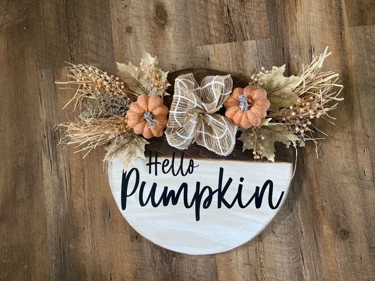 16in Round Signs - Fall